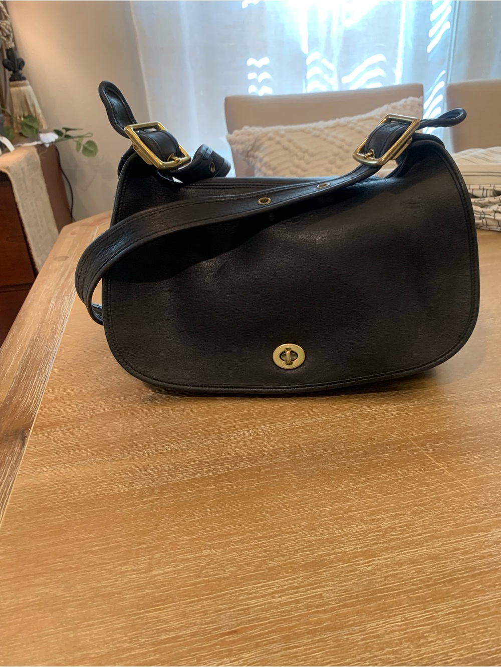 Vintage Coach legacy Crescent Flap Saddle Turnlock Bag